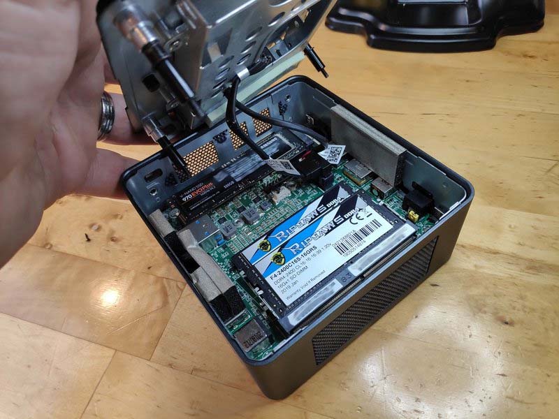 12-buoc-thao-roi-intel-nuc8i7beh-djung-cach-nhat-h3