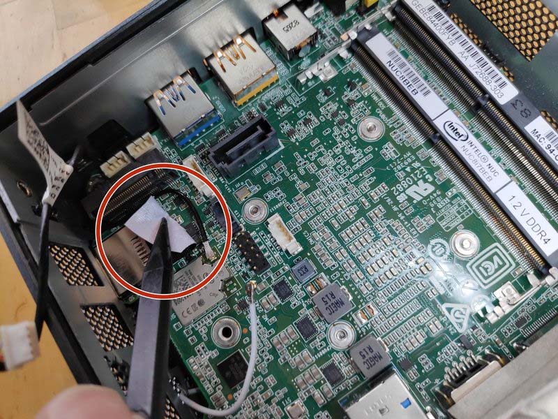 12-buoc-thao-roi-intel-nuc8i7beh-djung-cach-nhat-h7