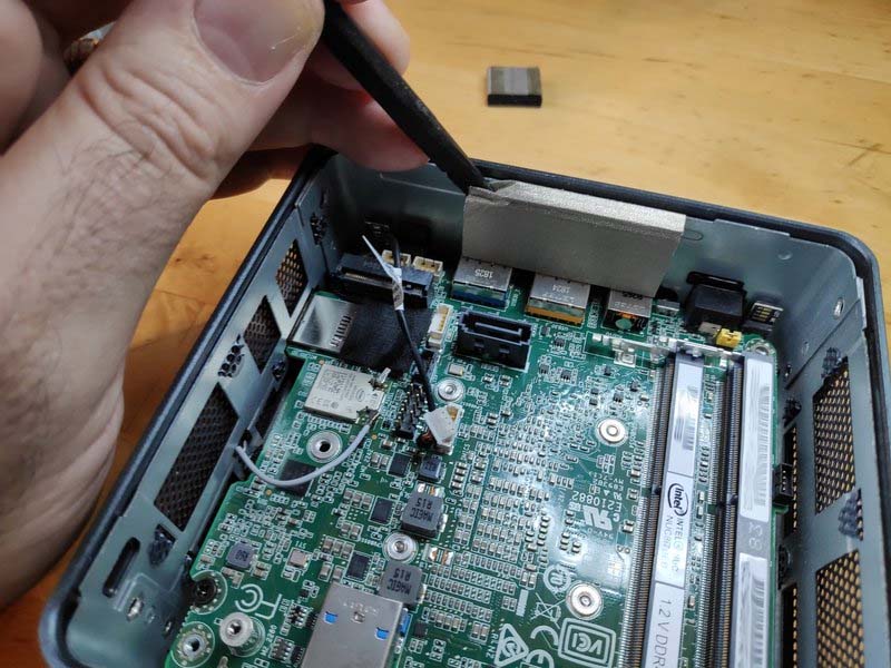 12-buoc-thao-roi-intel-nuc8i7beh-djung-cach-nhat-h8