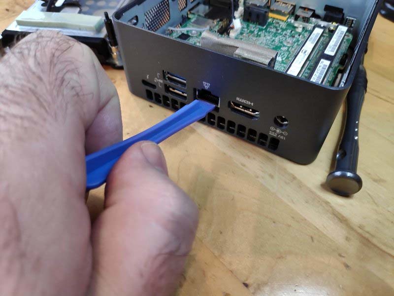 12-buoc-thao-roi-intel-nuc8i7beh-djung-cach-nhat-h9