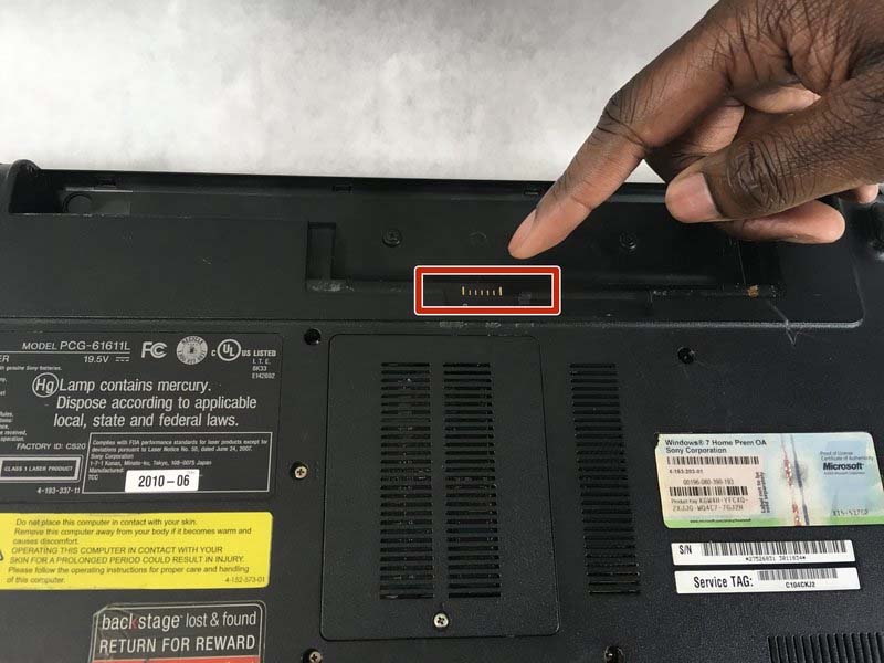 cac-buoc-thay-pin-sony-vaio-vpcee26fx-h2