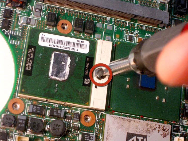 cac-buoc-thay-the-ram-cho-ibm-thinkpad-t42-h14