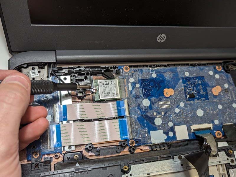 cach-thay-bo-mach-chu-hp-chromebook-11a-g6-ee-h4