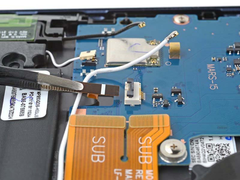 cach-thay-bo-mach-phu-cho-laptop-samsung-galaxy-book-pro-360-15-h16