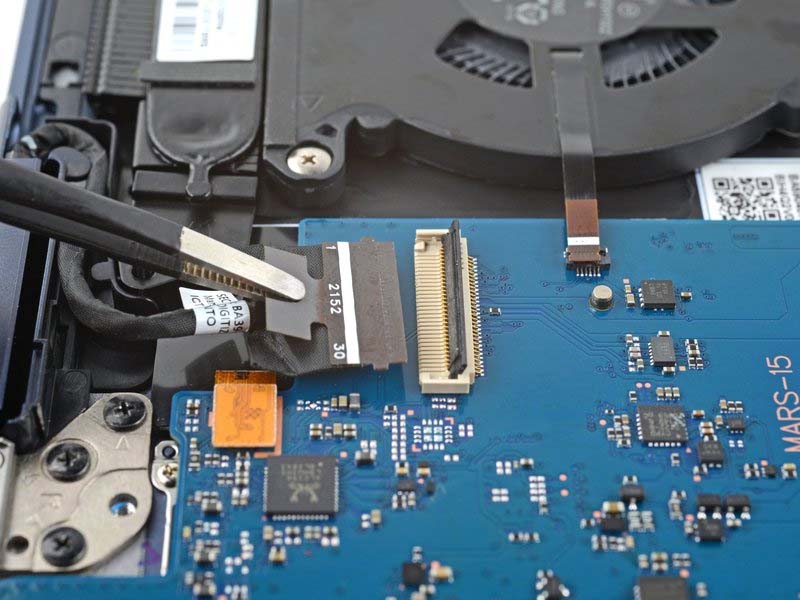cach-thay-bo-mach-phu-cho-laptop-samsung-galaxy-book-pro-360-15-h18