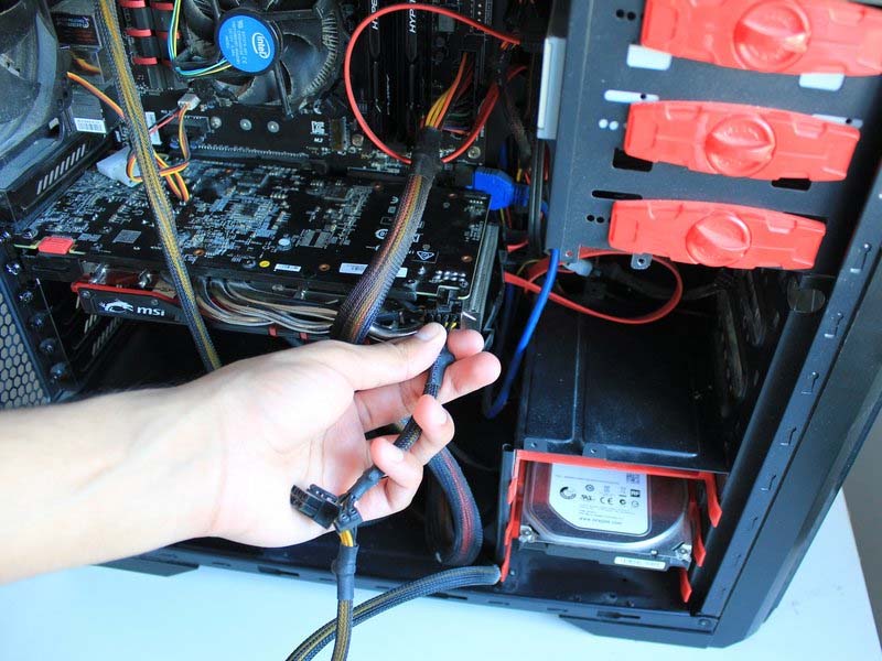 cach-thay-card-djo-hoa-gpu-deepcool-kendomen-va-bo-mach-chu-msi-z97-gaming-5-h12