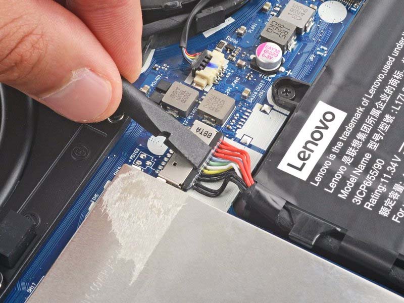cach-thay-hoac-nang-cap-o-ssd-m2-2280-cho-laptop-lenovo-legion-y7000p-h11