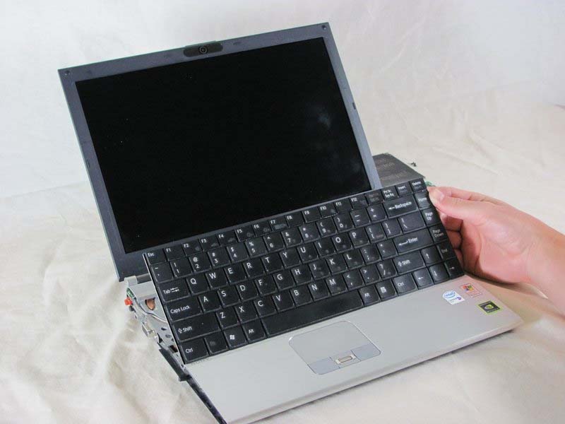 cach-thay-man-hinh-laptop-sony-vaio-vgn-sz120p-h5