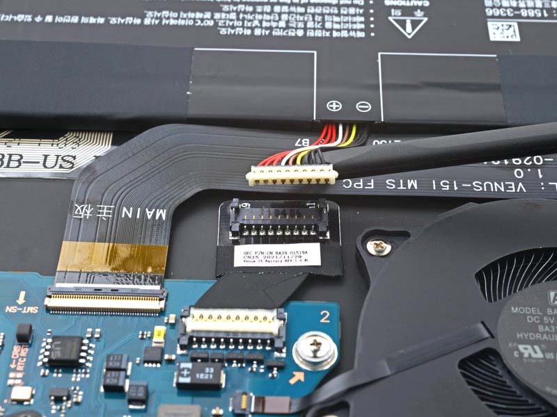 cach-thay-o-ssd-phu-tren-samsung-galaxy-book-pro-15-h7