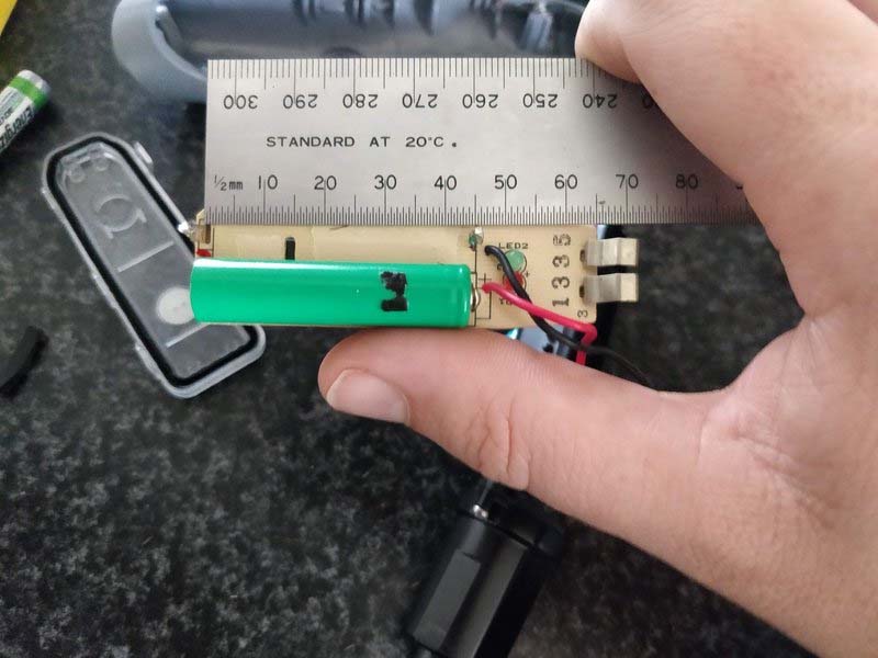 cach-thay-pin-may-cao-rau-braun-cruzer6-h4