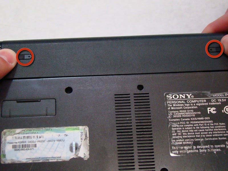 cach-thay-ram-cho-laptop-sony-vaio-vgn-fs640-h2