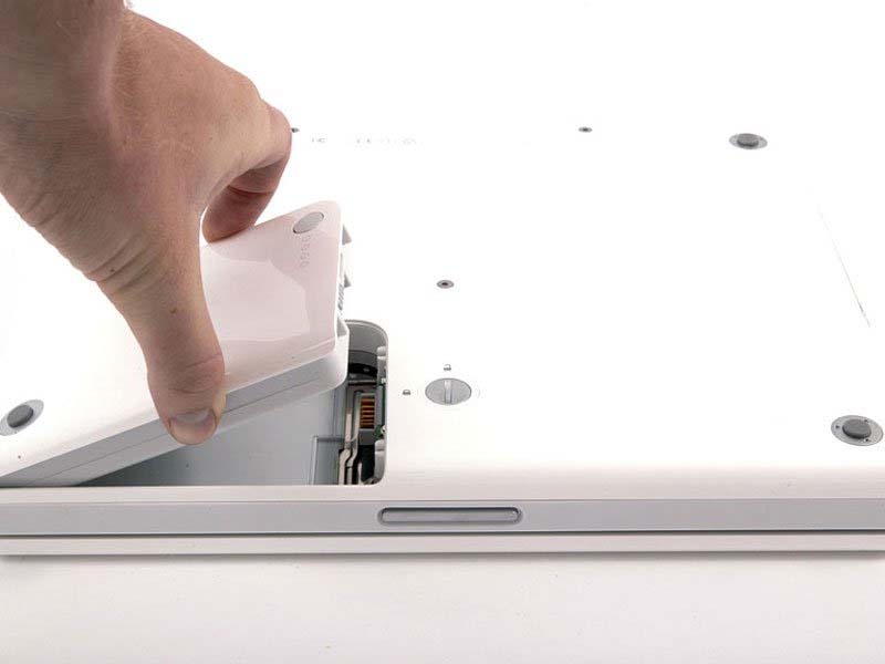 cach-thay-ram-cho-may-tinh-ibook-g4-12-800-mhz–12-ghz-h2