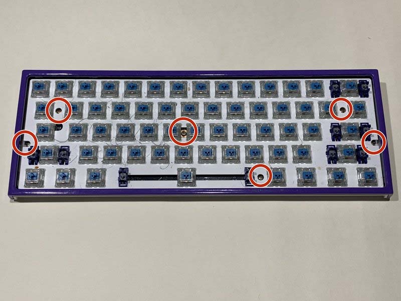 cach-thay-switch-cherry-mx-cho-ban-phim-ducky-one-2-mini-h4