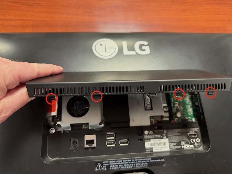 huong-dan-cach-thao-roi-lg-chromebase-22-ma-22cv241-h3