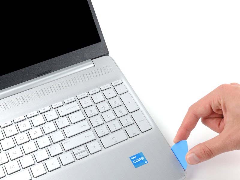 huong-dan-cach-thay-hoac-nang-cap-ram-tren-laptop-hp-15-ef-h10
