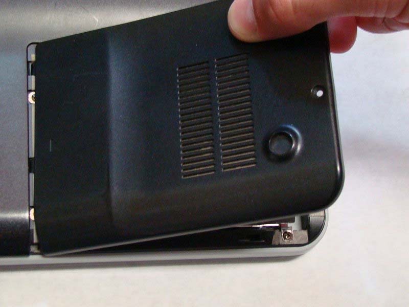 huong-dan-cach-thay-o-cung-laptop-sony-vaio-vgn-fs640-h5