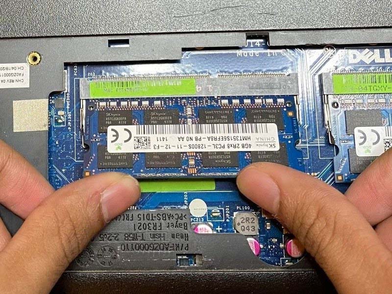 huong-dan-cach-thay-ram-laptop-dell-inspiron-3537-h4