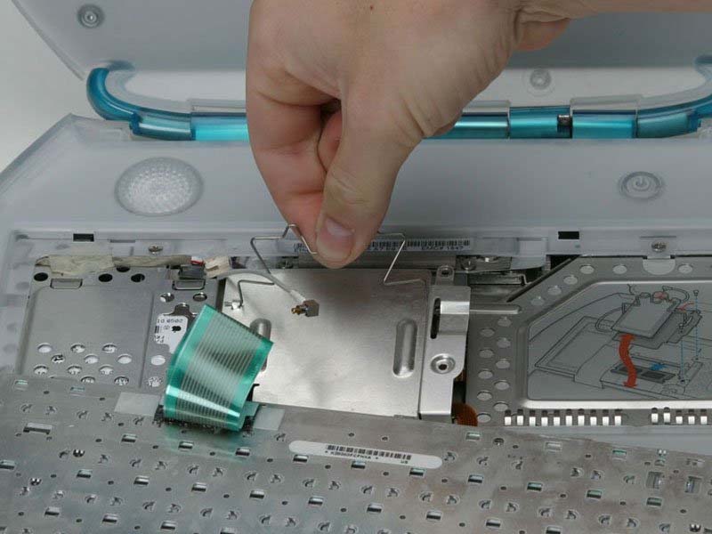 huong-dan-cach-thay-ram-laptop-ibook-g3-clamshell-h6