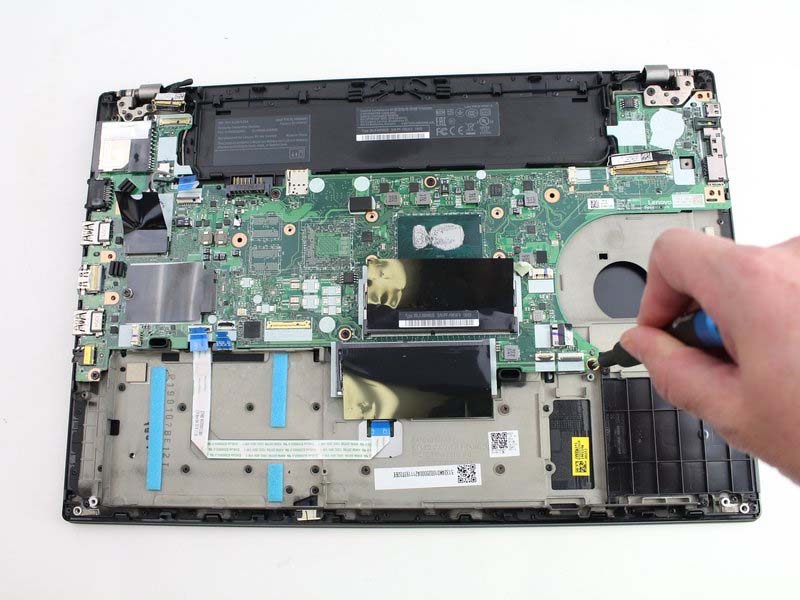 huong-dan-cach-thay-the-bo-mach-chu-mainboard-laptop-lenovo-thinkpad-t480-h37