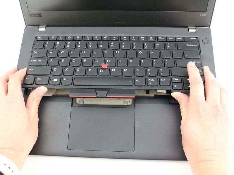 huong-dan-cach-thay-the-bo-mach-chu-mainboard-laptop-lenovo-thinkpad-t480-h5