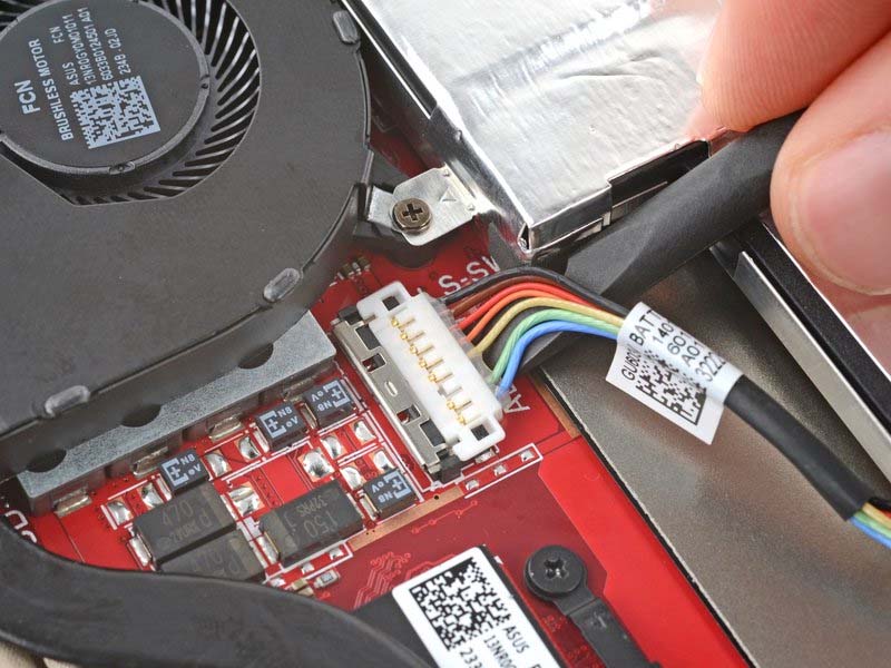 huong-dan-cach-thay-the-ssd-tren-asus-rog-ally-h8