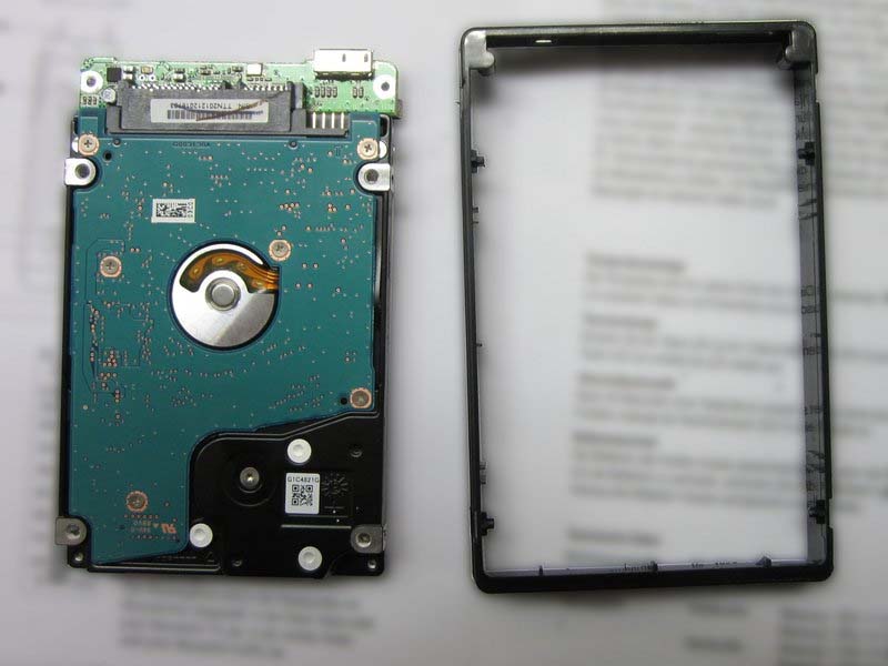 huong-dan-thao-roi-o-cung-toshiba-store-alu-2s-h10