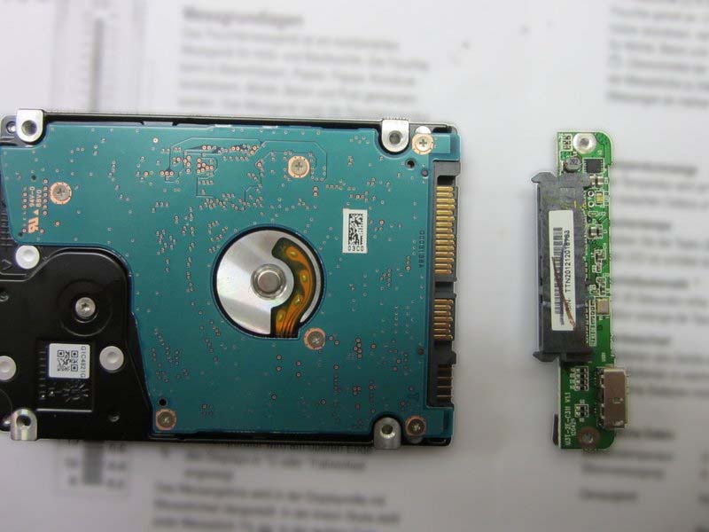 huong-dan-thao-roi-o-cung-toshiba-store-alu-2s-h12