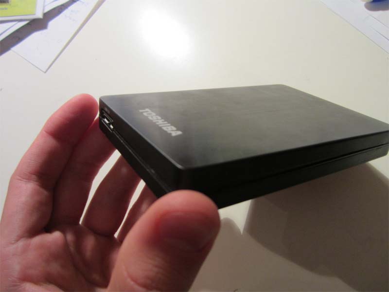 huong-dan-thao-roi-o-cung-toshiba-store-alu-2s-h4