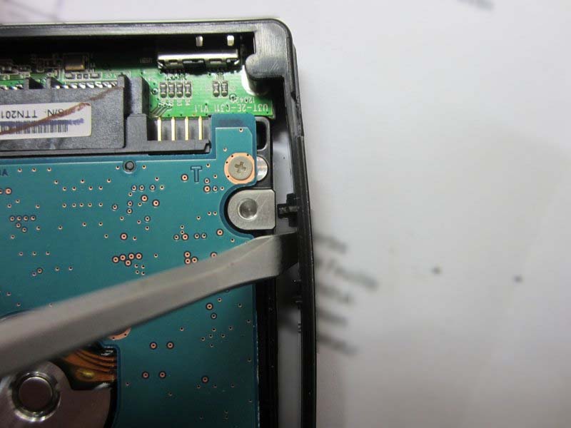 huong-dan-thao-roi-o-cung-toshiba-store-alu-2s-h9