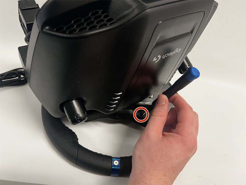 huong-dan-thay-bo-mach-chu-vo-lang-logitech-g29-h2