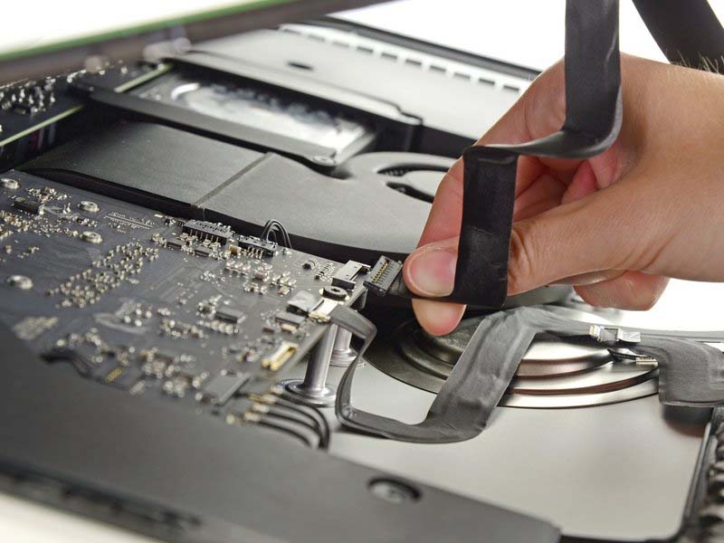 huong-dan-thay-o-cung-ssd-dang-blade-cho-imac-intel-215-emc-2805-h7