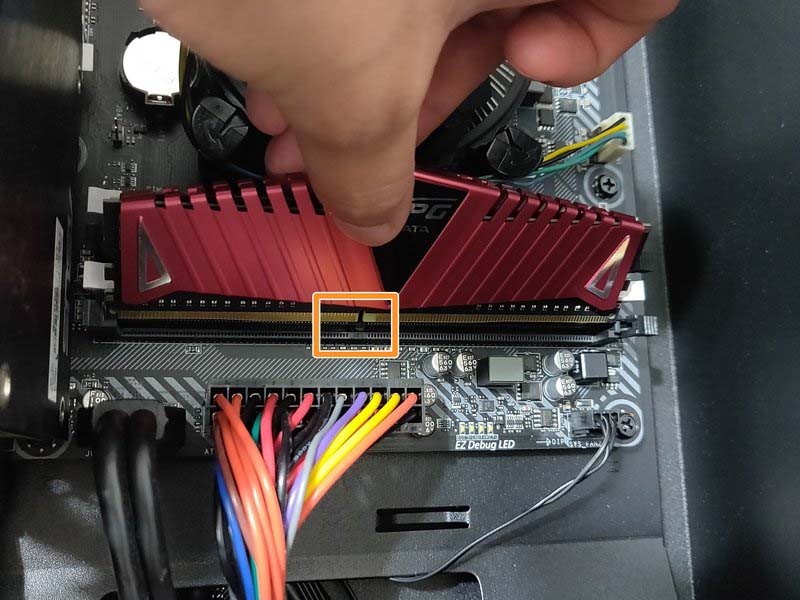 huong-dan-thay-ram-cho-thung-may-masterbox-lite-5-mid-tower-h7