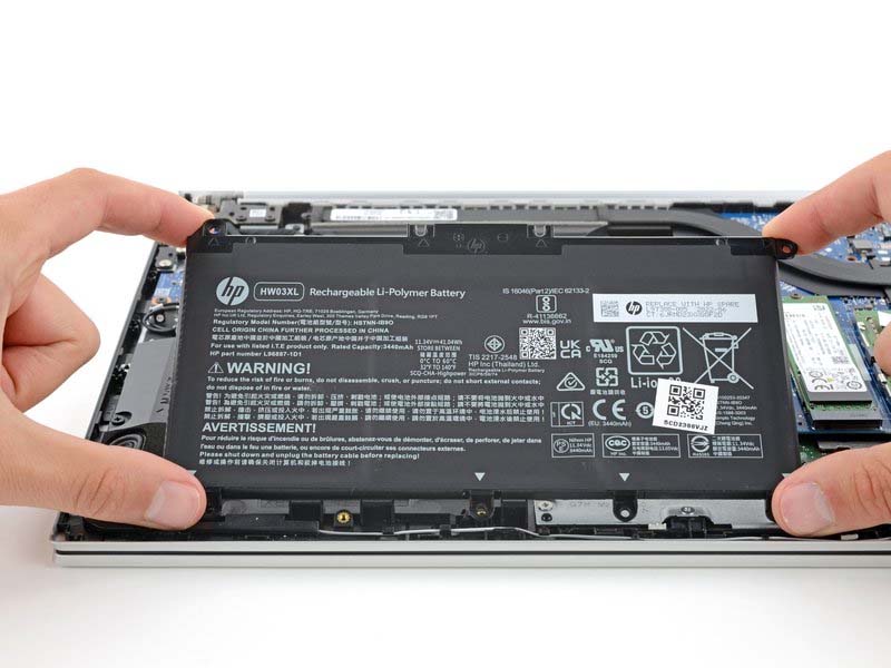 huong-dan-thay-ram-laptop-hp-pavilion-15-eh-h13