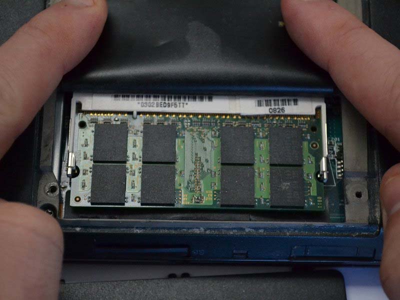 meo-thay-ram-cho-laptop-sony-vaio-vgn-sr140e-h5