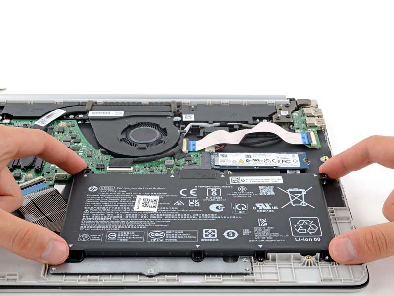 meo-thay-ram-laptop-hp-15-dy-hoac-15-ef-h14