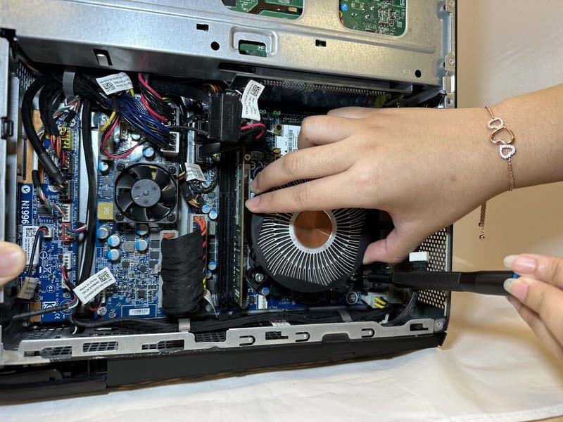 meo-thay-tan-nhiet-heatsink-cho-may-tinh-alienware-x51-h6