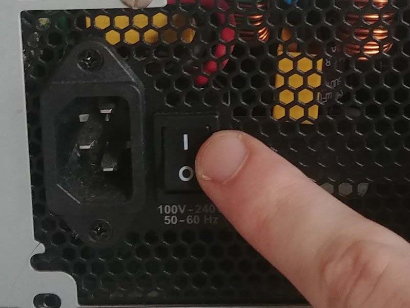 quy-trinh-thay-card-djo-hoa-nvidia-geforce-gtx-970