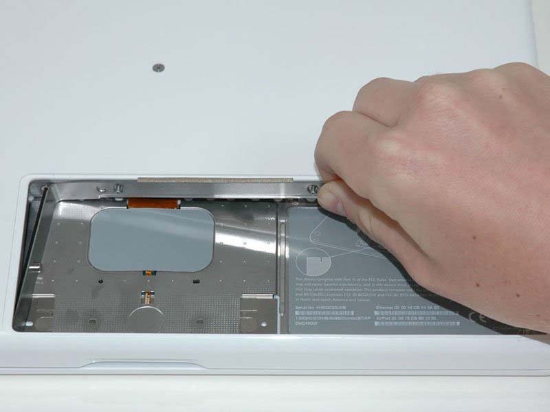 quy-trinh-thay-ram-cho-macbook-core-duo-h4