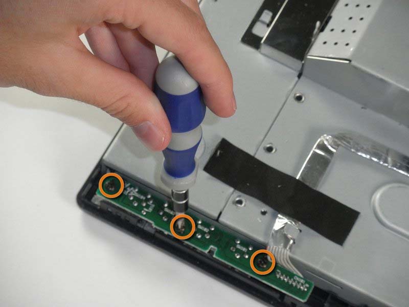 6-buoc-thay-nut-giao-dien-dell-e193fpc-h5