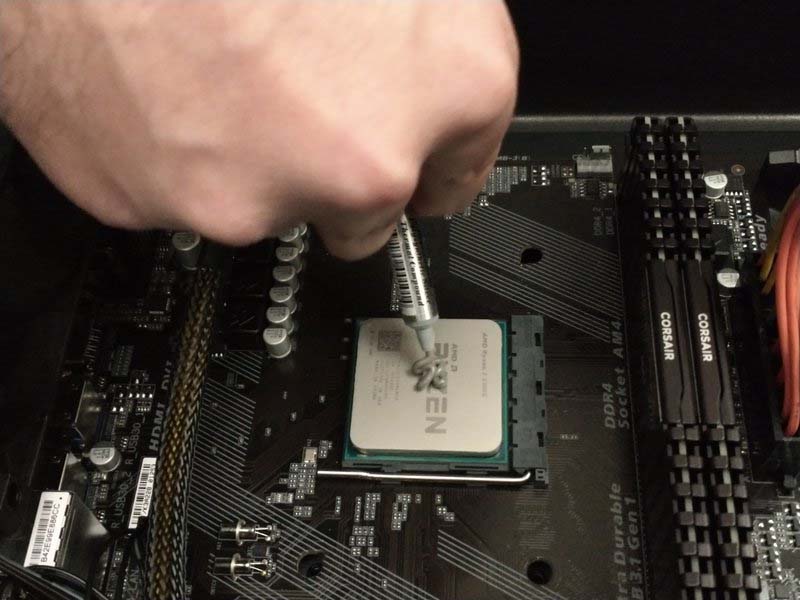 8-buoc-thay-bo-vi-xu-ly-tren-bo-mach-chu-gigabyte-a320m-s2h-h5