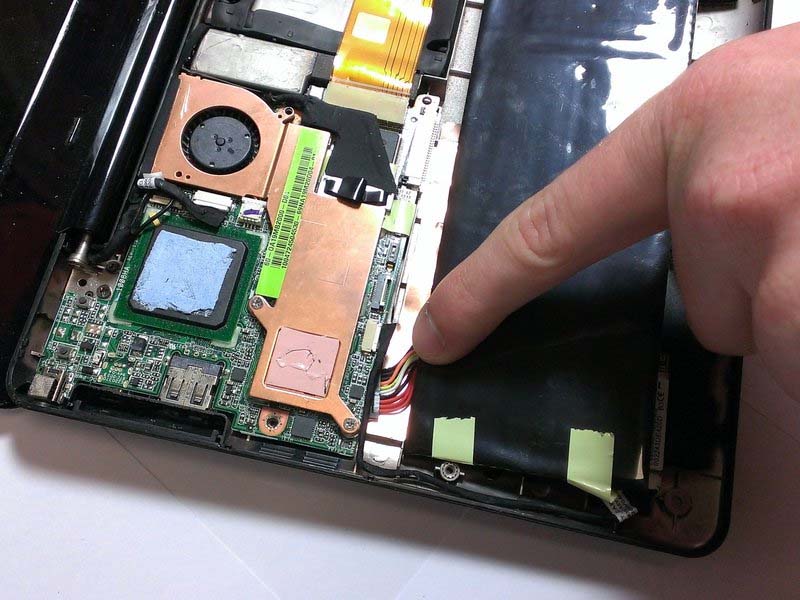 cac-buoc-thay-card-djo-hoa-tren-asus-eee-pc-1008ha-h3