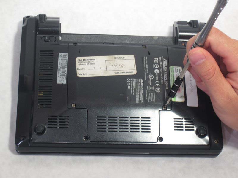 cac-buoc-thay-clicker-tren-asus-eee-pc-900hd-h2