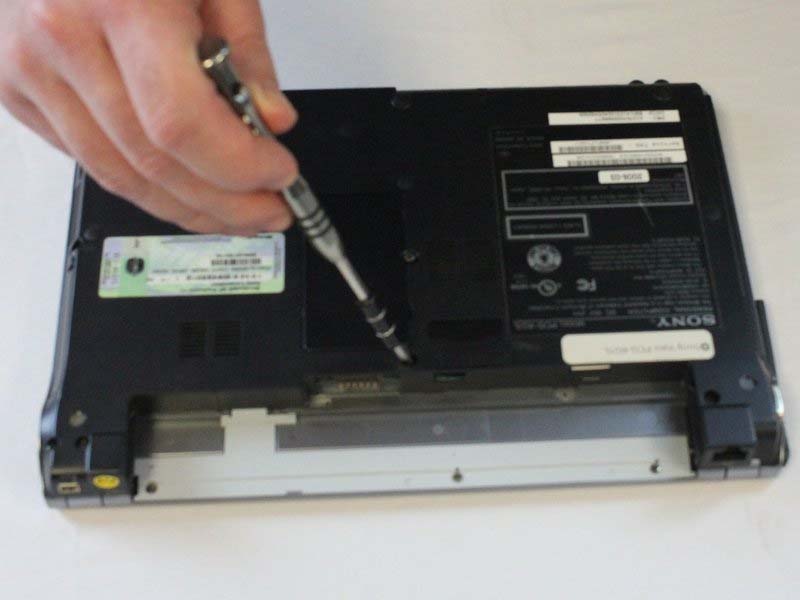 cach-thay-ban-phim-laptop-sony-vaio-pcg-4g1l-h4