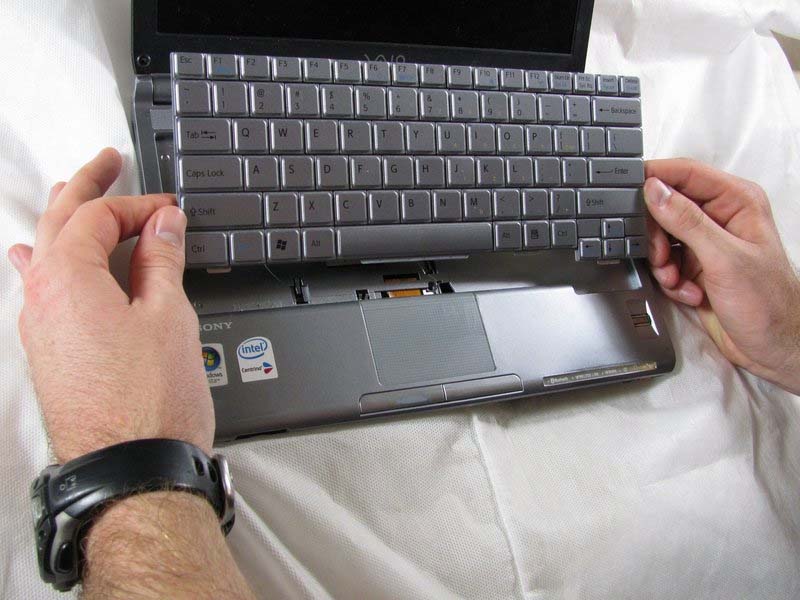 cach-thay-ban-phim-sony-vaio-vgn-txn25n-h4
