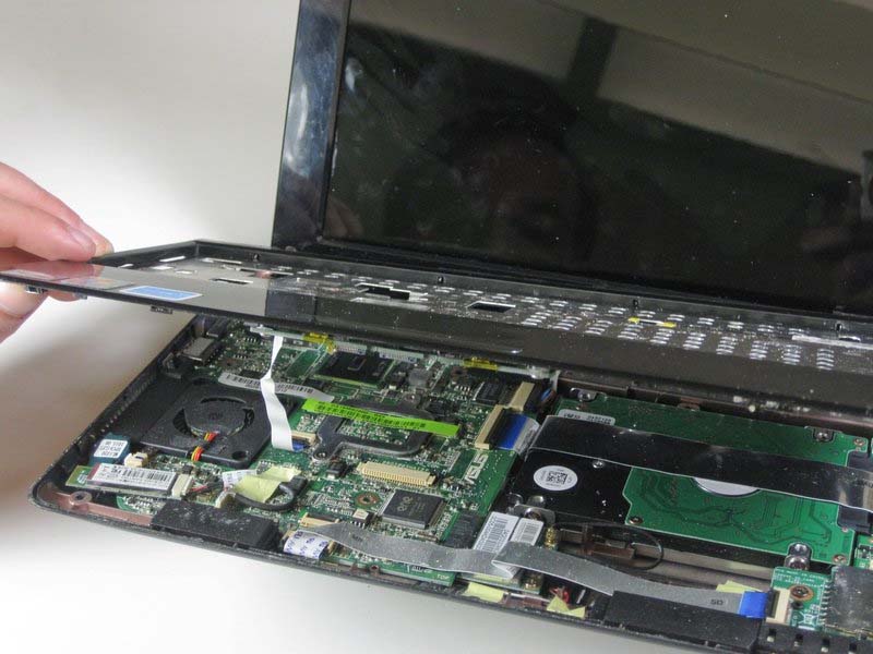 cach-thay-nut-bam-trackpad-tren-asus-eee-pc-1005ha-h10