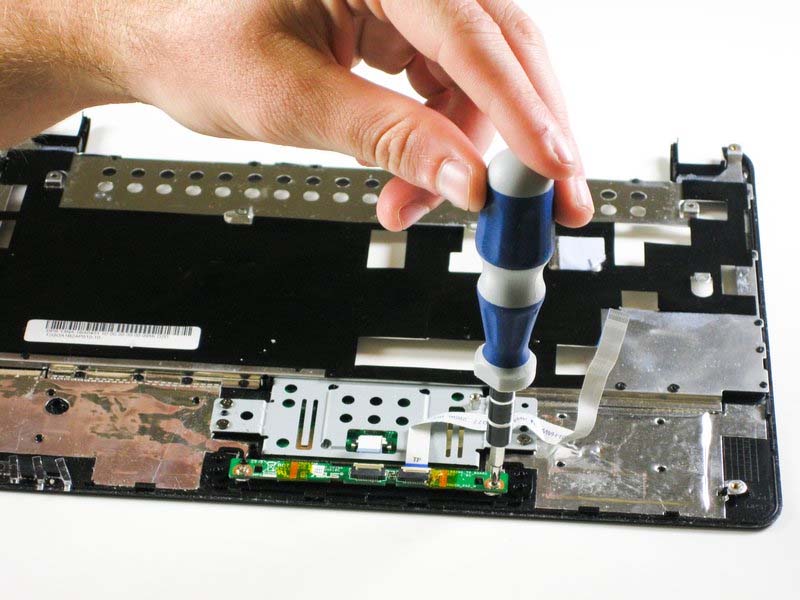 cach-thay-nut-bam-trackpad-tren-asus-eee-pc-1005ha-h11