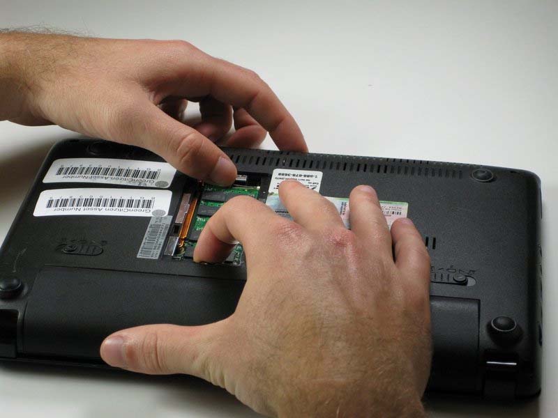 cach-thay-nut-bam-trackpad-tren-asus-eee-pc-1005ha-h7