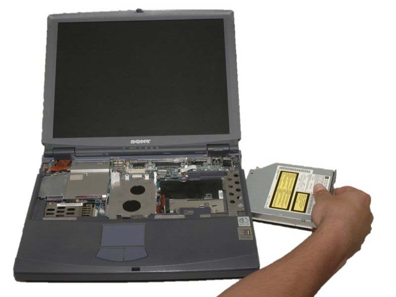 cach-thay-o-djia-dvd-tren-sony-vaio-pcg-933a-h9