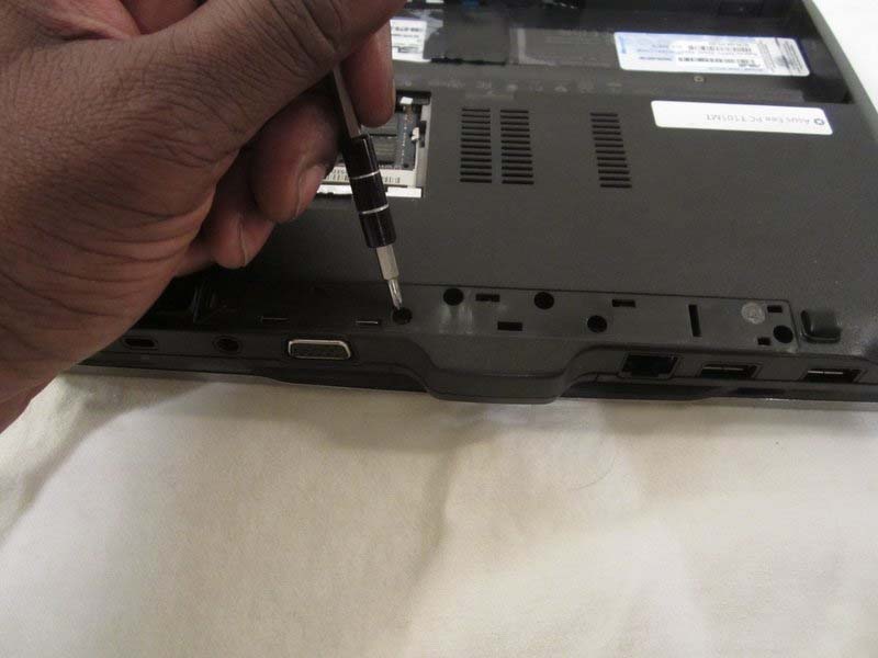 cach-thay-quat-tan-nhiet-tren-asus-eee-pc-t101mt-h6