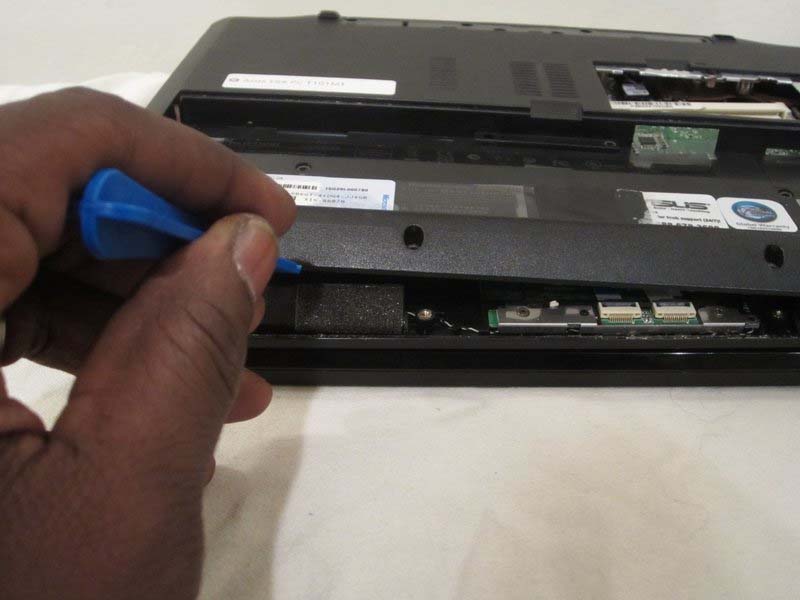cach-thay-quat-tan-nhiet-tren-asus-eee-pc-t101mt-h8